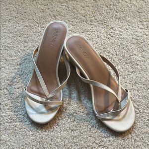 Old Navy Cream Sandals with Elegant Straps